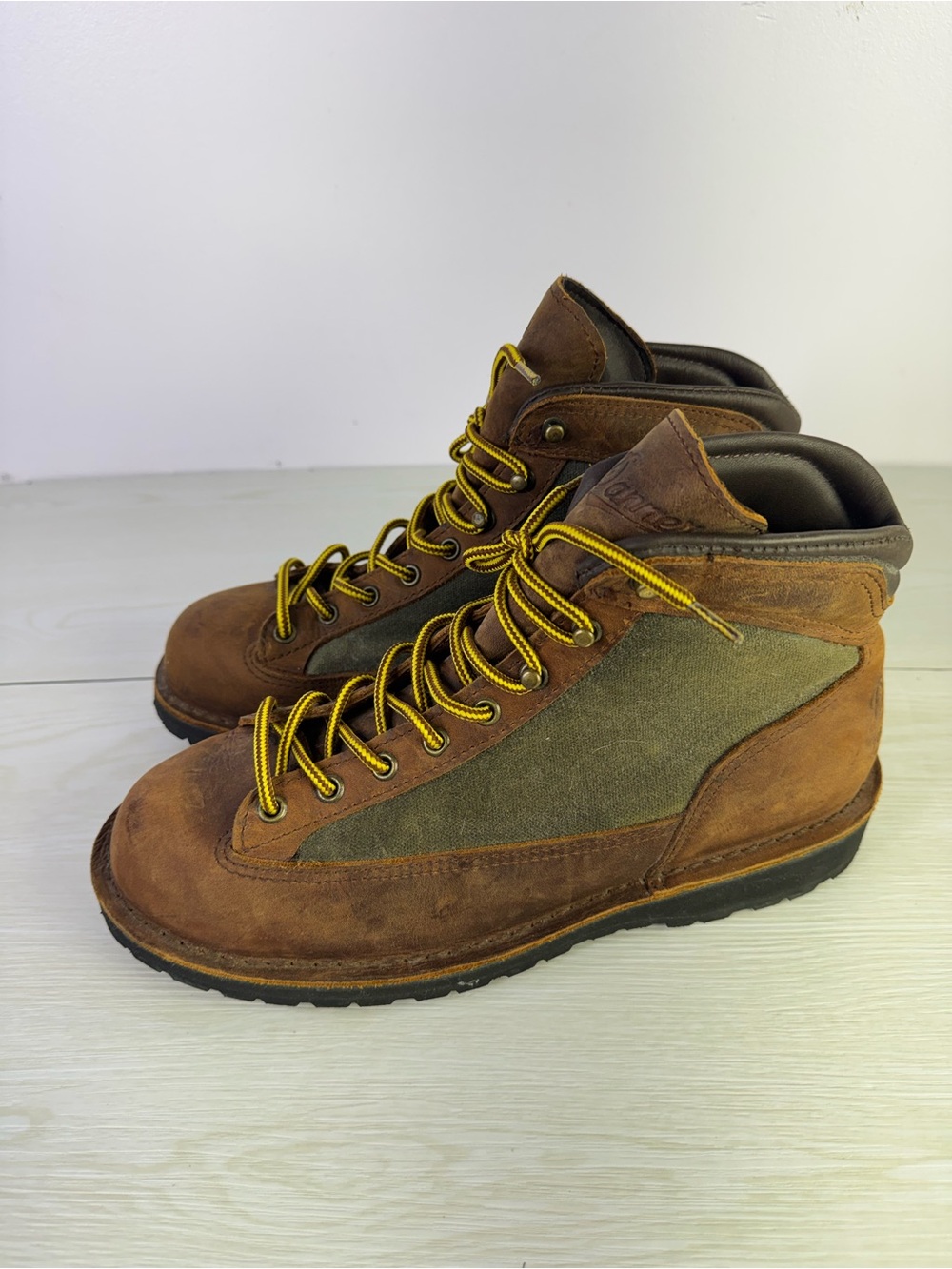 Danner Ridge hiking boots in dark brown and forest green US 9.5 UK 9 - Picture 2 of 8